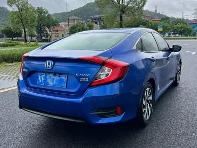 Honda Civic 2019, 60000 км, за 7779.69 USD - фото 6