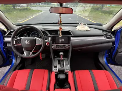 Honda Civic 2019, 60000 км, за 7779.69 USD - фото 13