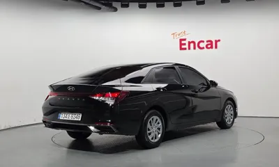 Hyundai Avante 2021, 124902 км, за 7796.5 USD