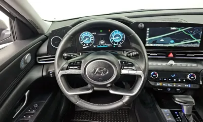 Hyundai Avante 2023, 94312 км, за 12547.07 USD - фото 16
