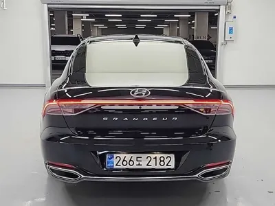 Hyundai Grandeur 2021, 101010 км, за 14897.23 USD