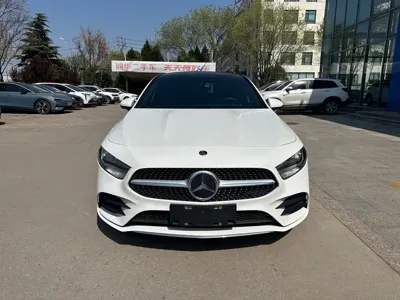Mercedes-Benz A-Class 2020, 40000 км, за 11652.21 USD