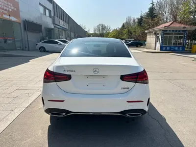 Mercedes-Benz A-Class 2020, 40000 км, за 11652.21 USD
