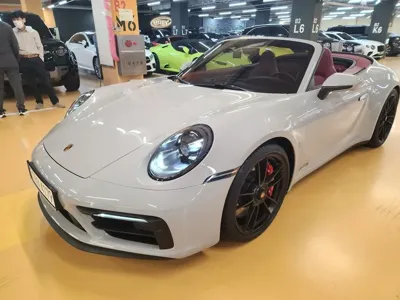 Porsche 911 2023, 10000 км, за 151140.15 USD
