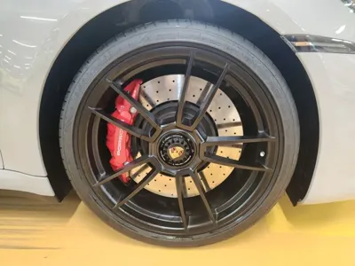 Porsche 911 2023, 10000 км, за 151140.15 USD