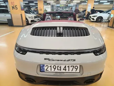 Porsche 911 2023, 10000 км, за 151140.15 USD - фото 6