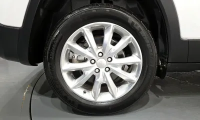 Jeep Cherokee 2017, 160390 км, за 5288.21 USD