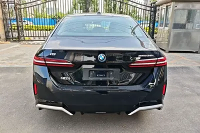BMW i5 2024, 23700 км, за 38520 USD - фото 7
