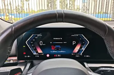BMW i5 2024, 23700 км, за 38520 USD - фото 14