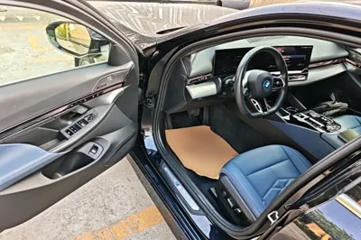 BMW i5 2024, 23700 км, за 38520 USD - фото 18