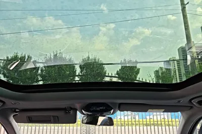 BMW i5 2024, 23700 км, за 38520 USD - фото 21