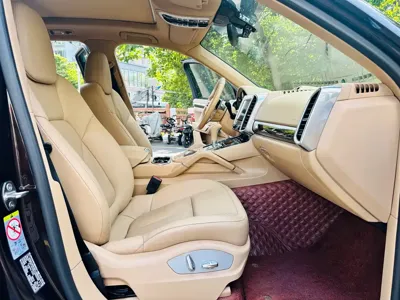 Porsche Cayenne 2017, 160000 км, за 26253.97 USD - фото 13