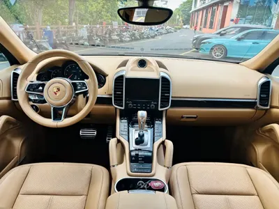 Porsche Cayenne 2017, 160000 км, за 26253.97 USD - фото 23