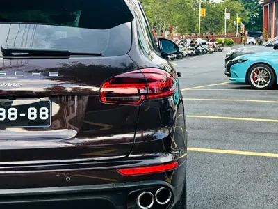 Porsche Cayenne 2017, 160000 км, за 26253.97 USD - фото 40