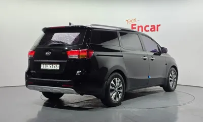 Kia Canival 2016, 110221 км, за 7201.85 USD