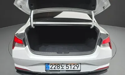 Hyundai Avante 2023, 35602 км, за 11618.75 USD - фото 20