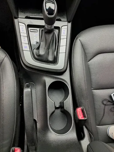 Hyundai Avante 2018, 187179 км, за 4680.49 USD - фото 9