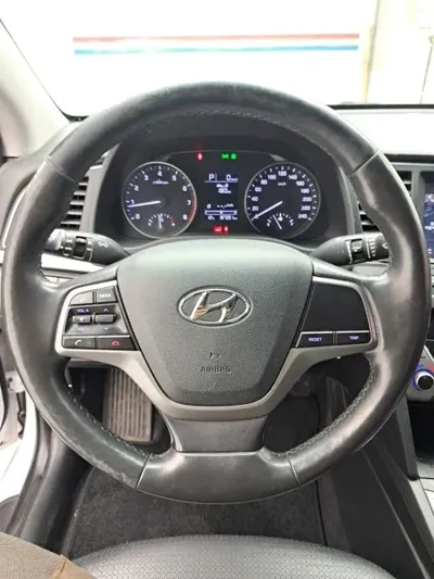 Hyundai Avante 2018, 187179 км, за 4680.49 USD - фото 12