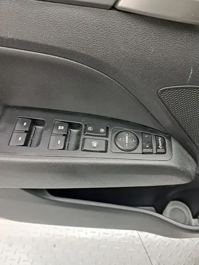 Hyundai Avante 2018, 187179 км, за 4680.49 USD - фото 13