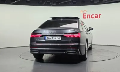 Audi A6 2020, 170275 км, за 16604.8 USD