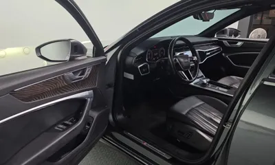 Audi A6 2020, 170275 км, за 16604.8 USD - фото 10