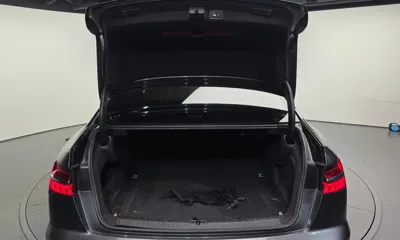 Audi A6 2020, 170275 км, за 16604.8 USD - фото 20
