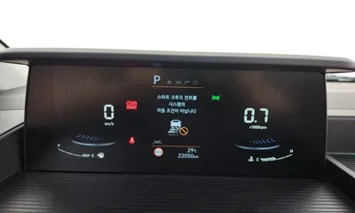 Hyundai Staria 2023, 22050 км, за 20874.36 USD - фото 8