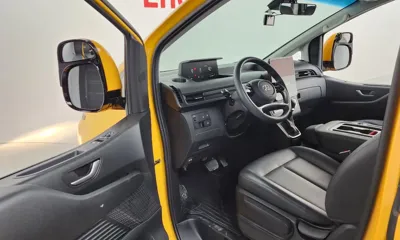 Hyundai Staria 2023, 22050 км, за 20874.36 USD - фото 25