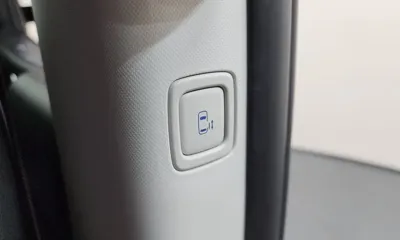 Hyundai Staria 2023, 22050 км, за 20874.36 USD - фото 27