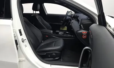Mercedes-Benz A-Class 2022, 35671 км, за 16261.25 USD - фото 11