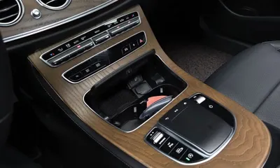 Mercedes-Benz E-Class 2021, 38932 км, за 22646.71 USD - фото 17