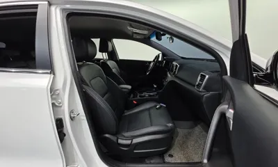 Kia Sportage 2018, 116301 км, за 8861.76 USD - фото 10