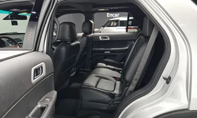 Ford Explorer 2015, 59340 км, за 6511.45 USD - фото 12