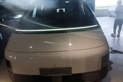 Li Auto MEGA 2025, 9700 км, за 73334 USD