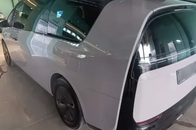 Li Auto MEGA 2025, 9700 км, за 73334 USD