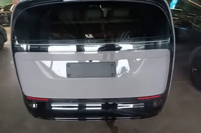Li Auto MEGA 2025, 9700 км, за 73334 USD