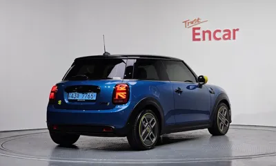MINI Cooper 2024, 42083 км, за 17310.87 USD