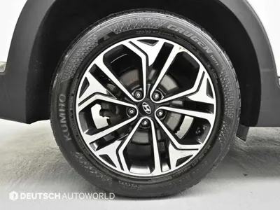 Hyundai Santafe 2019, 98479 км, за 11525.68 USD