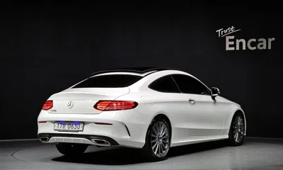Mercedes-Benz C-Class 2016, 33116 км, за 13683.25 USD