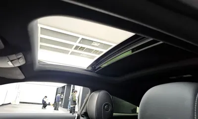 Mercedes-Benz C-Class 2016, 33116 км, за 13683.25 USD - фото 19