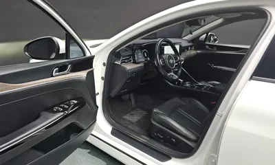 Kia K5 2021, 95248 км, за 10603.7 USD - фото 10