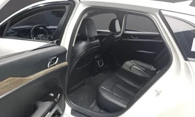 Kia K5 2021, 95248 км, за 10603.7 USD - фото 12