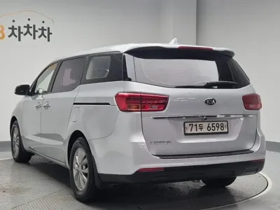 Kia Canival 2019, 168427 км, за 5524.86 USD