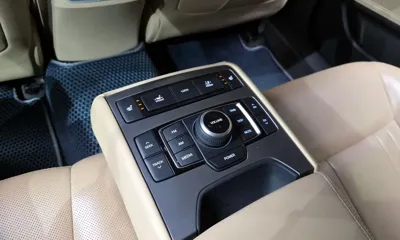 Hyundai Genesis 2016, 177439 км, за 5219.69 USD - фото 19