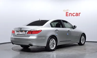 Hyundai Genesis 2011, 86377 км, за 4488.68 USD