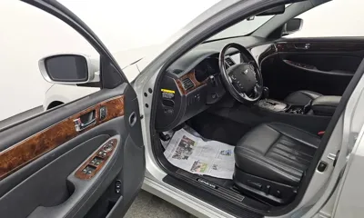Hyundai Genesis 2011, 86377 км, за 4488.68 USD - фото 10