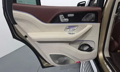 Mercedes-Benz GLS-Class 2023, 58745 км, за 118512.68 USD - фото 25