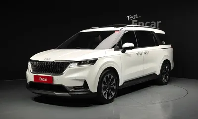 Kia Canival · 2023 год