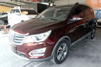 Baojun 560 · 2015 год