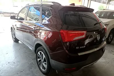 Baojun 560 2015, 31200 км, за 4304 USD
